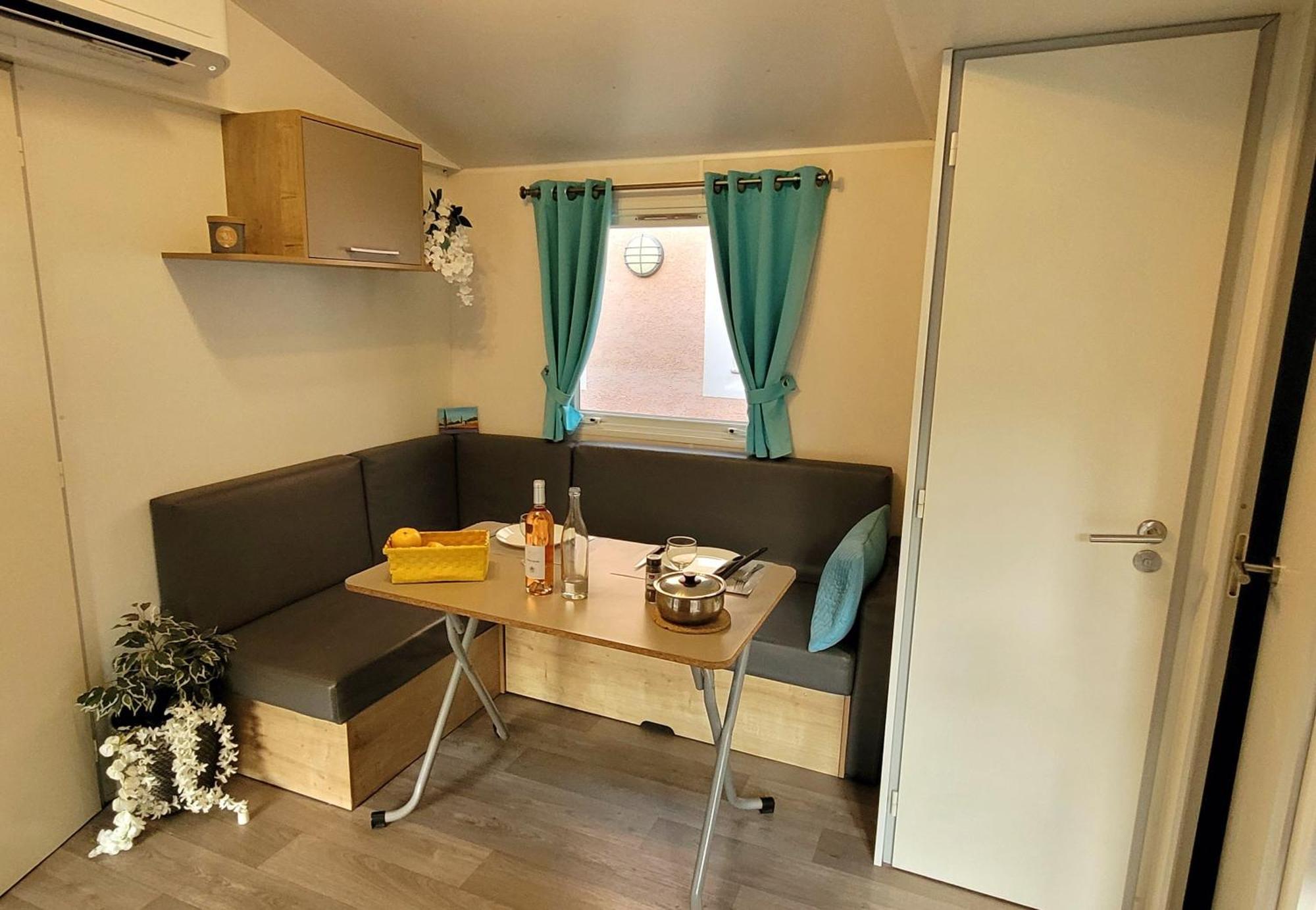 Camping Aux Portes De Cassis Roquefort-la-Bedoule Ngoại thất bức ảnh