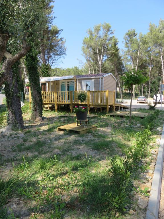 Camping Aux Portes De Cassis Roquefort-la-Bedoule Ngoại thất bức ảnh