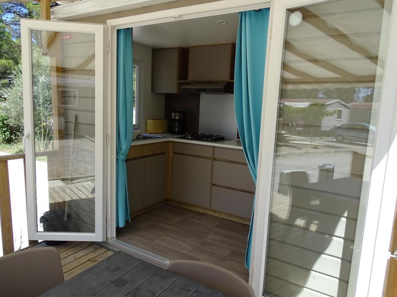 Camping Aux Portes De Cassis Roquefort-la-Bedoule Ngoại thất bức ảnh